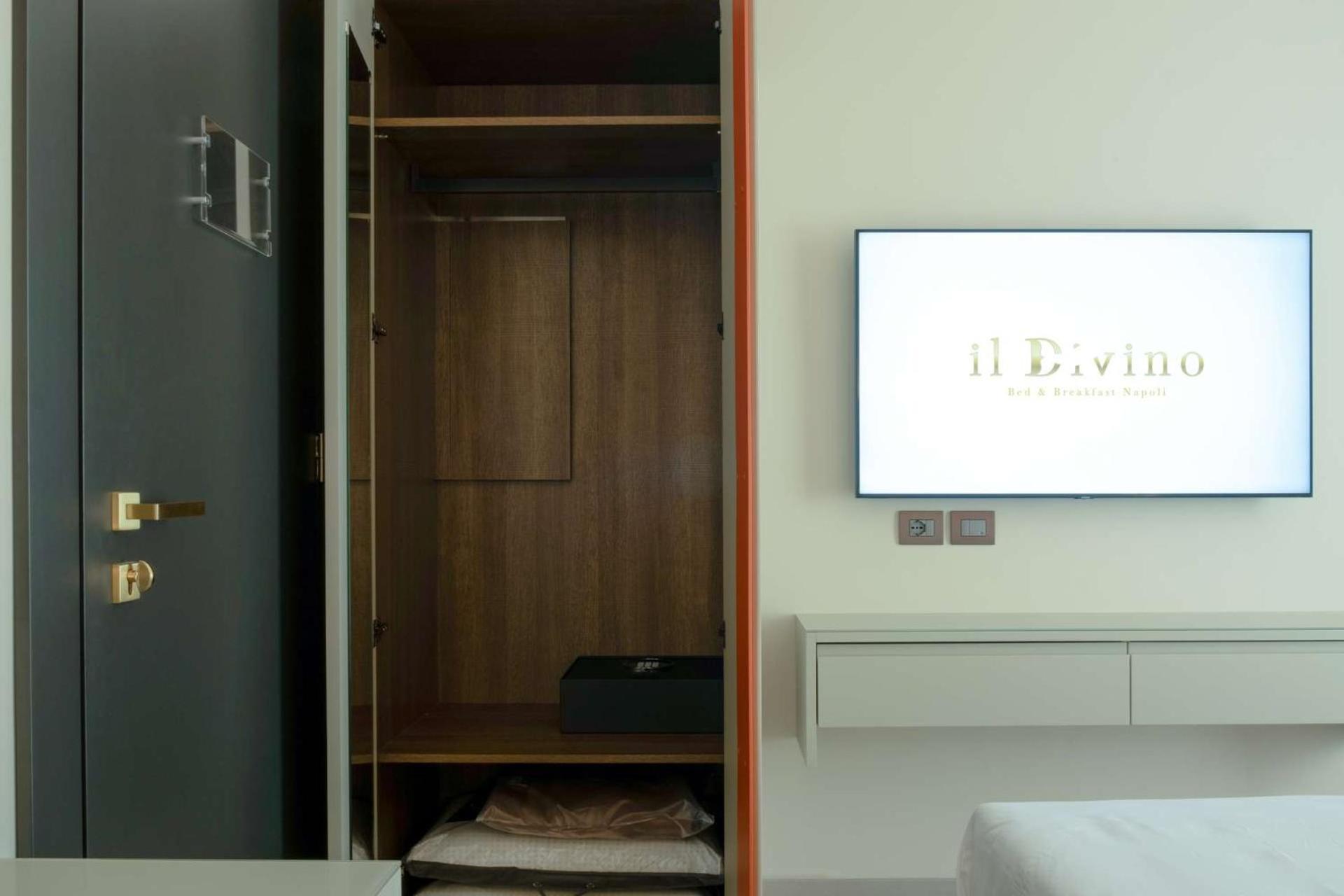 نابولي B&B Il Divino المظهر الخارجي الصورة